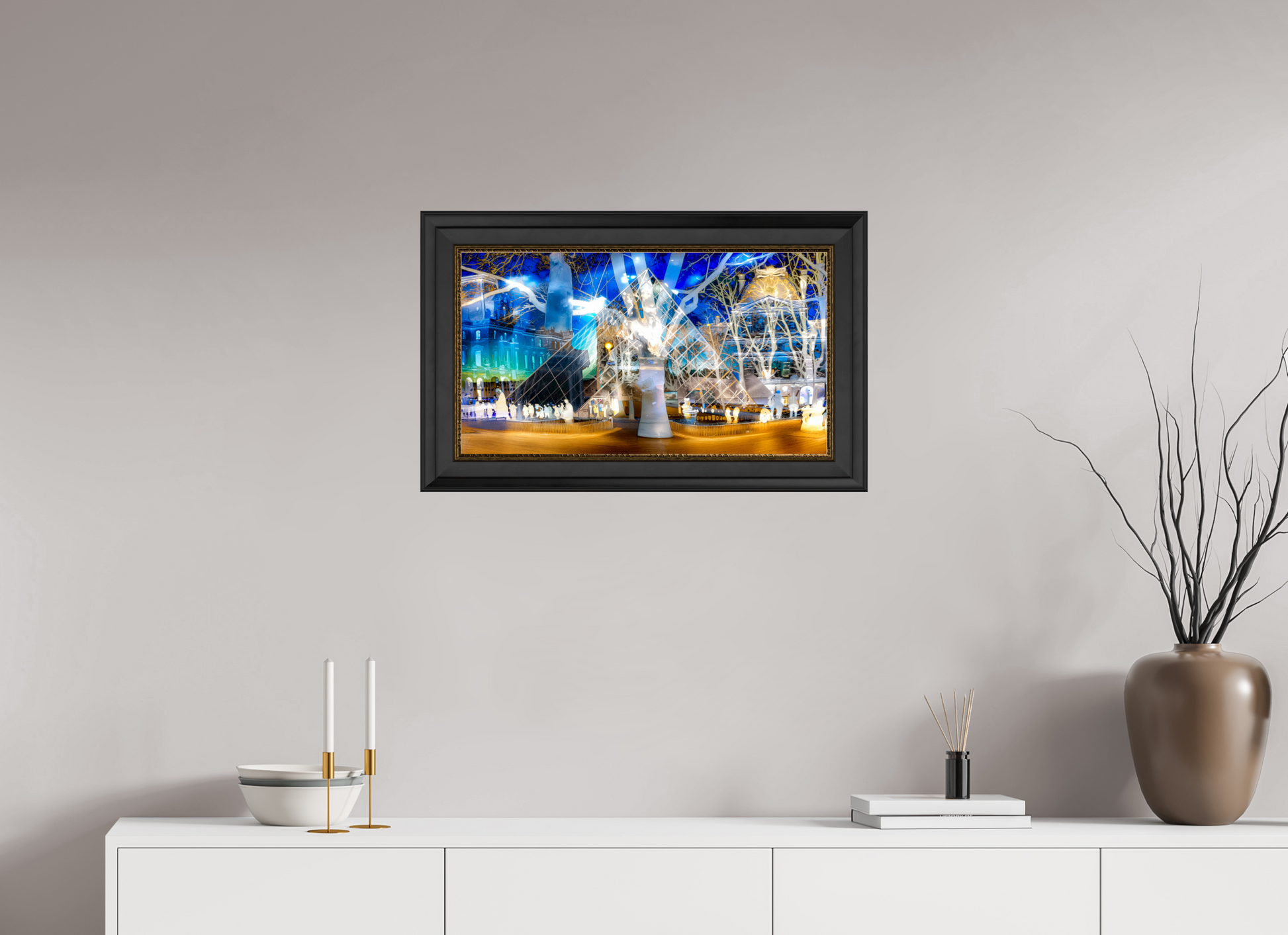 64 x 36 cm, 11 Cadre Noir-Or Sous la pyramide cette nuit-là, l’architecture a décidé de raconter l’histoire