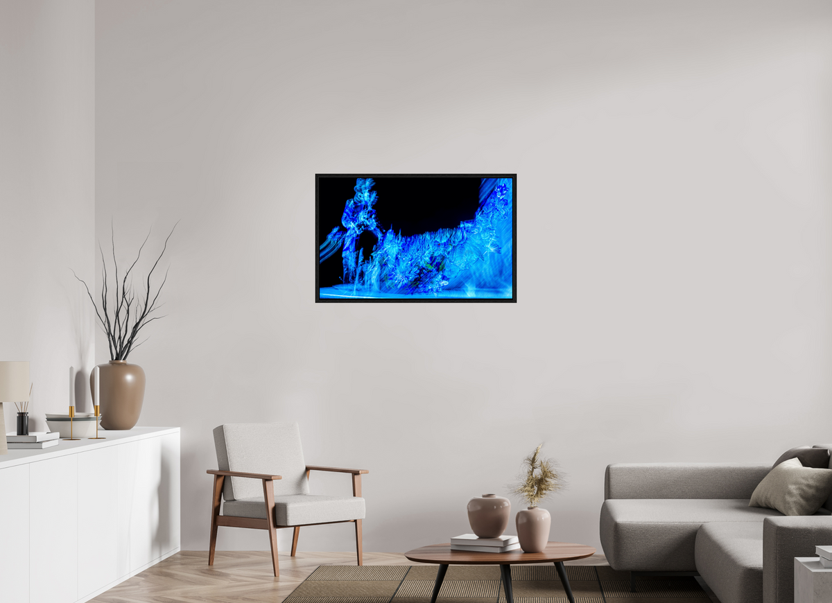 96 x 60 cm, Caisse américaine Noire Fleurs nées d’une note suspendue