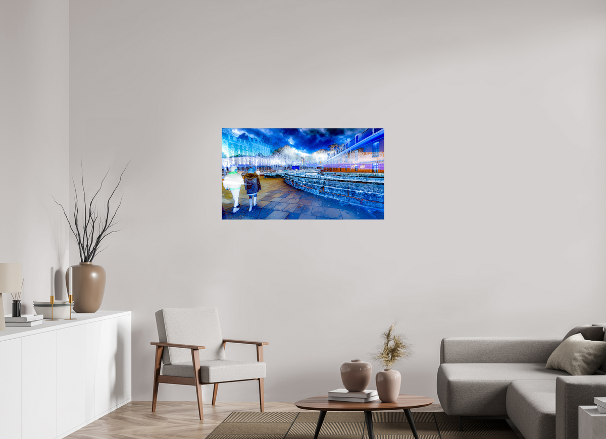 112 x 63 cm, Tirage simple sur papier photo Fuji Crystal Pearl La promenade n’était plus tout à fait la même