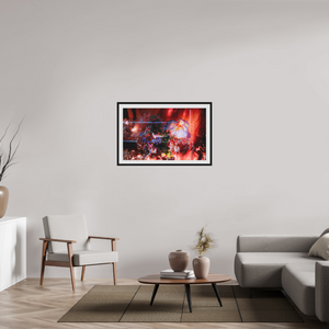96 x 60 cm, Cadre Noir Flottant L’étreinte des pétales ardents