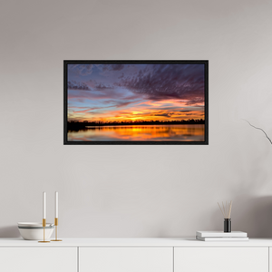80 x 45 cm, Caisse américaine Noire 11 Reflets d’un Même Ciel XI – L’Éclat du Couchant