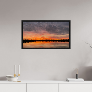 80 x 45 cm, Caisse américaine Noire 8 Reflets d’un Même Ciel VIII – Quand le Ciel se Penche