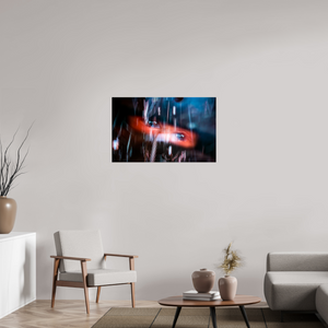 96 x 60 cm, Tirage photo sous Verre acrylique Un sillage de lumière fend l'obscurité.