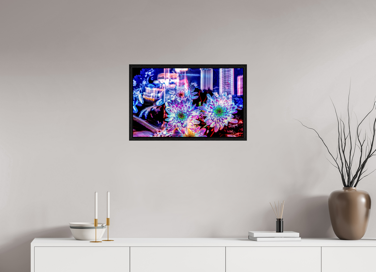 64 x 40 cm, Caisse américaine Noire Murmure floral suspendu entre deux éclairs