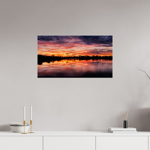 80 x 45 cm, Tirage photo sous Verre acrylique 13 Reflets d’un Même Ciel XIII – Le Lac en Feu