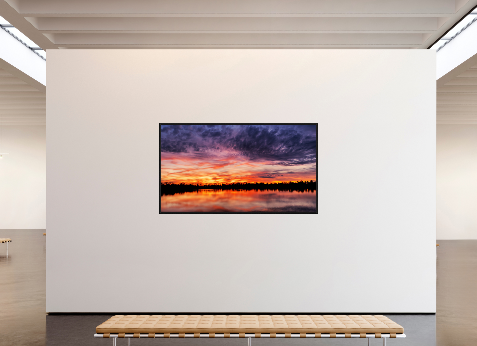 208 x 117 cm, Caisse américaine Noire Reflets d’un Même Ciel III – L’Heure Incandescente