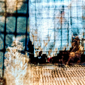 Main image Reflet d’un Monde en Suspension