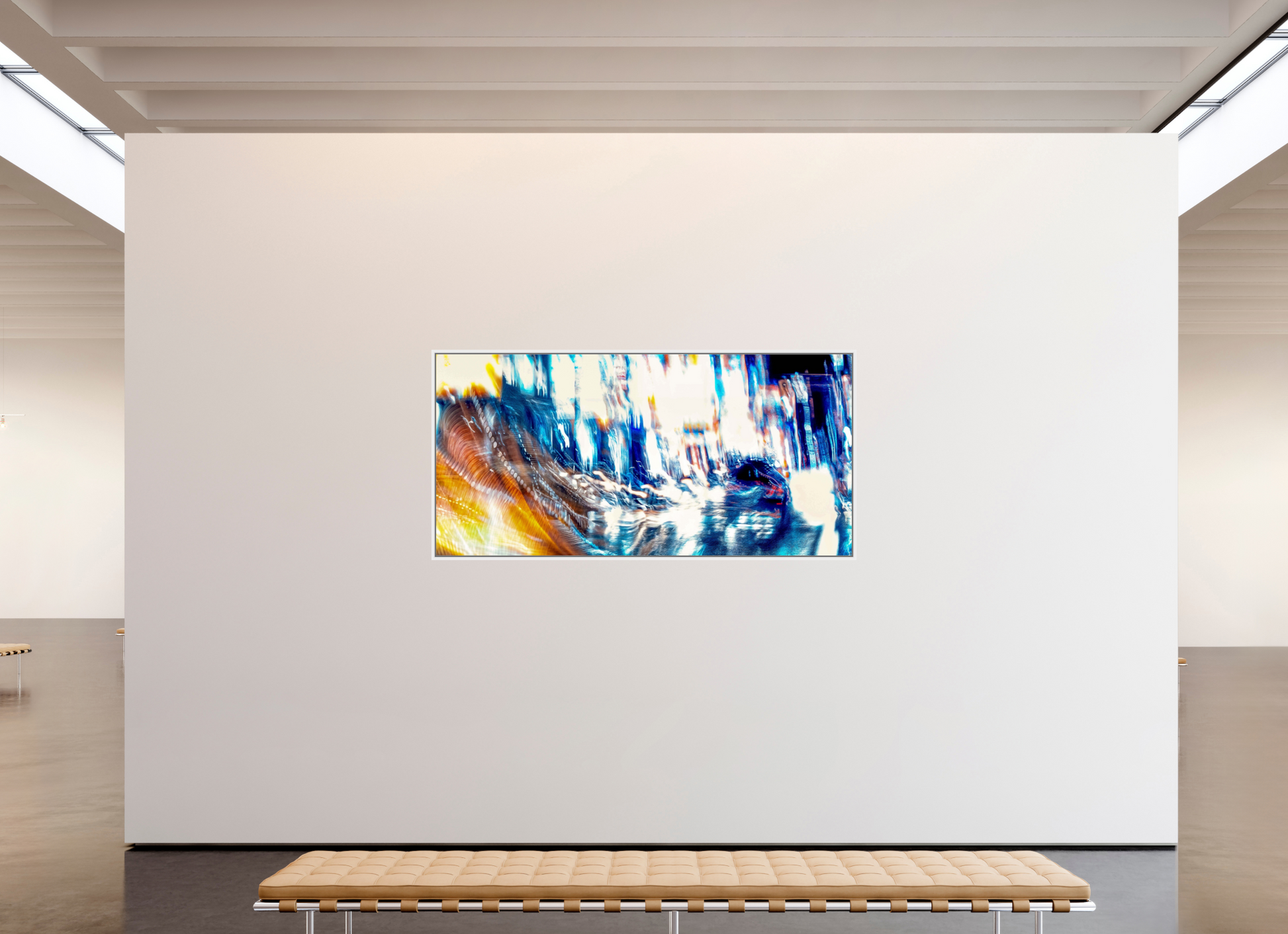 206,5 x 100 cm, 9 Caisse américaine Blanche L’onde blanche qui fissure la nuit