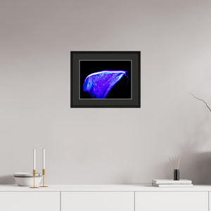 Une vague pourpre au bord du silence - Idealart