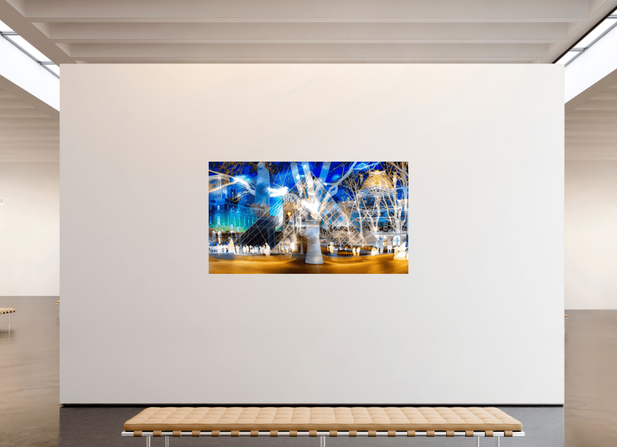 Sous la pyramide cette nuit - là, l’architecture a décidé de raconter l’histoire - Idealart