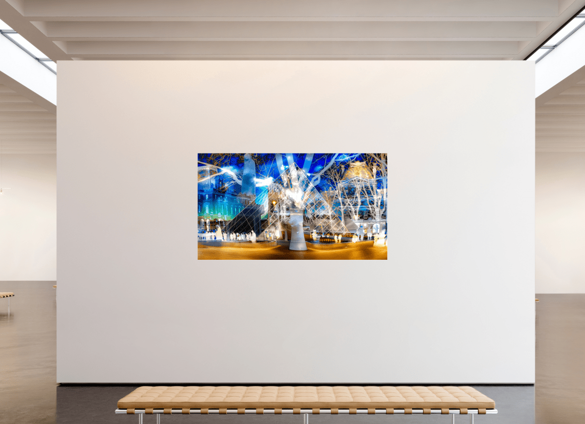 Sous la pyramide cette nuit - là, l’architecture a décidé de raconter l’histoire - Idealart