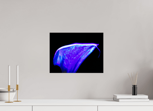 Une vague pourpre au bord du silence - Idealart